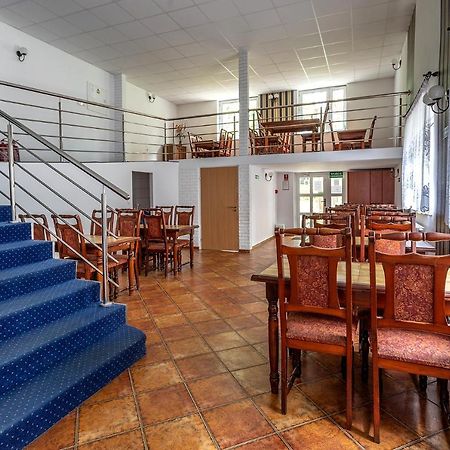 Hotel Zamek Gizycko Bagian luar foto
