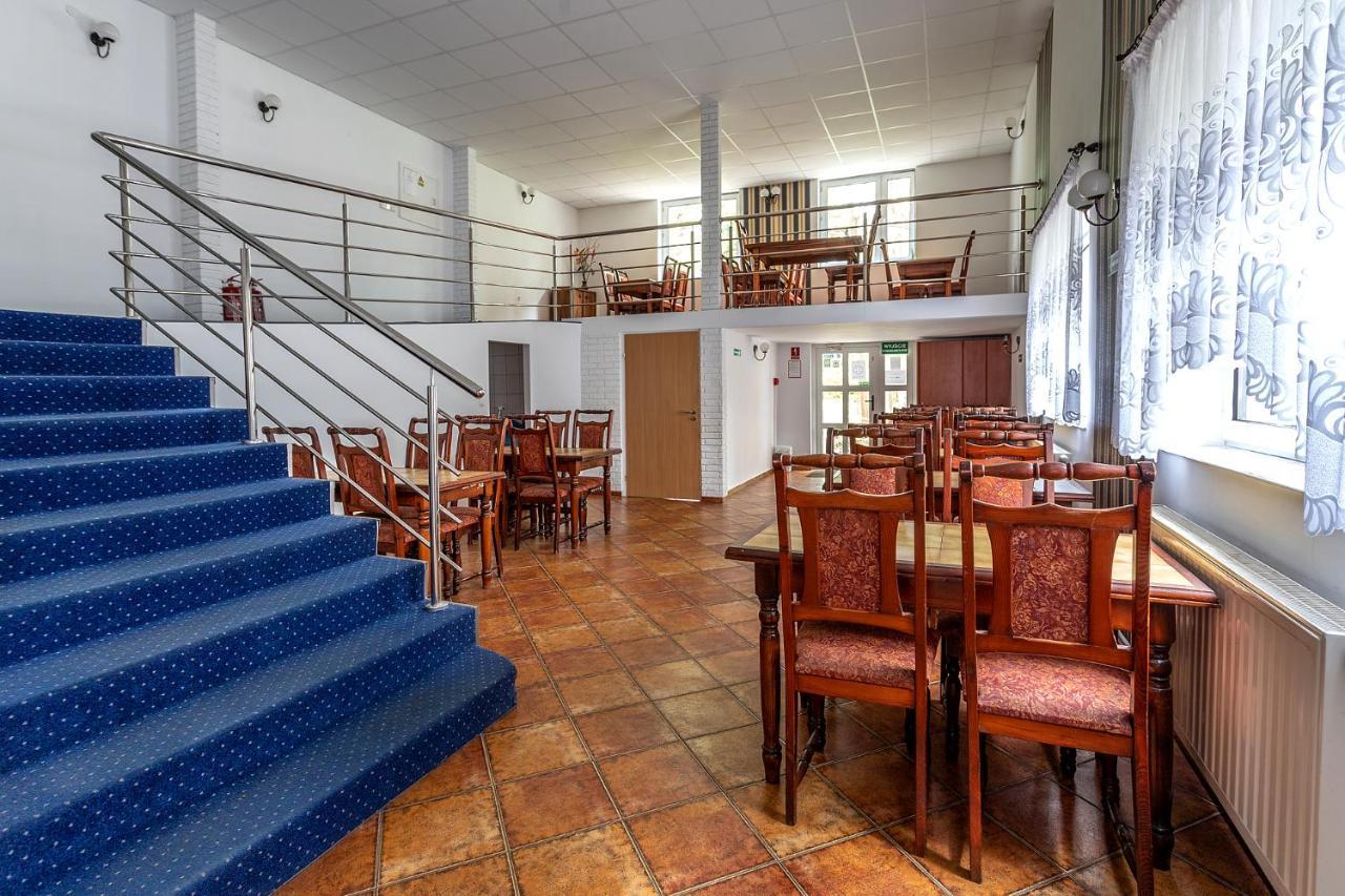 Hotel Zamek Gizycko Bagian luar foto