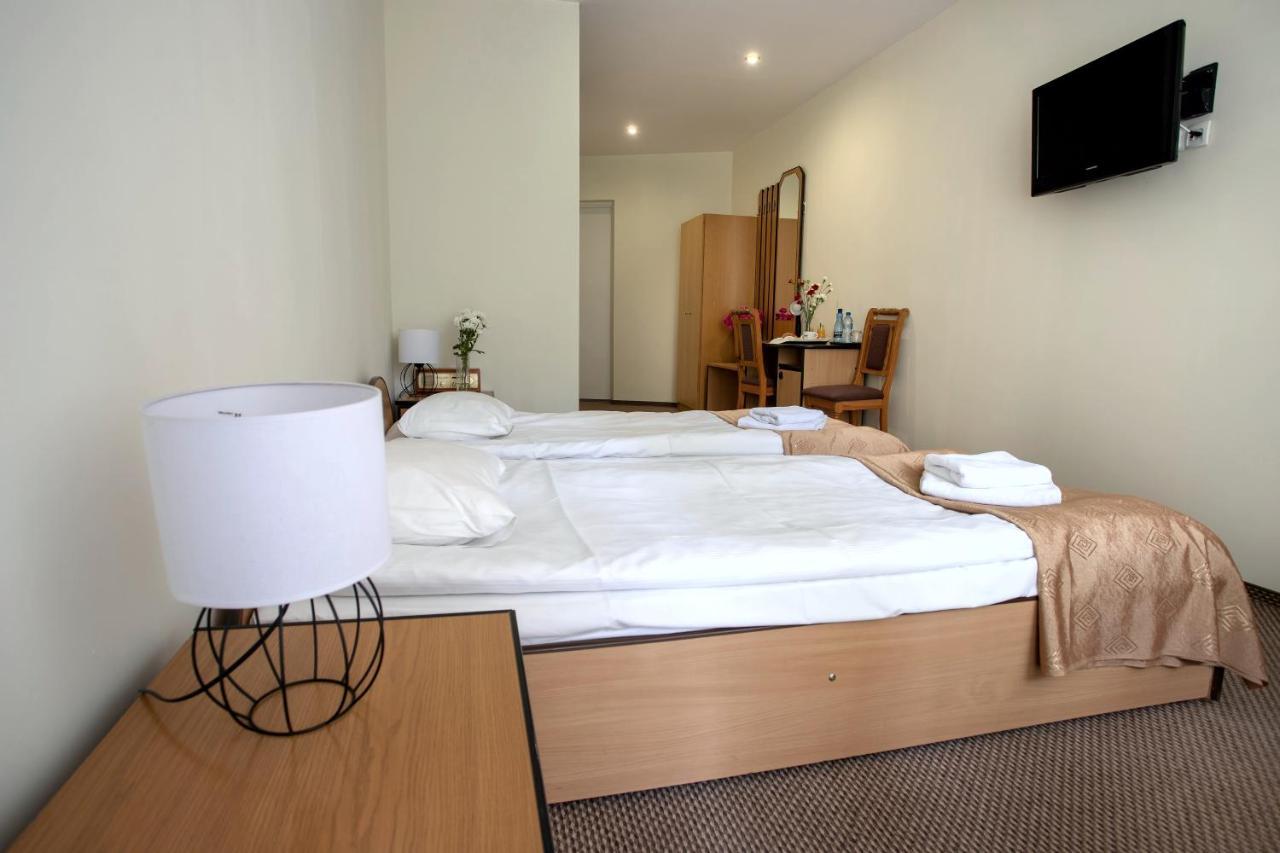 Hotel Zamek Gizycko Bagian luar foto