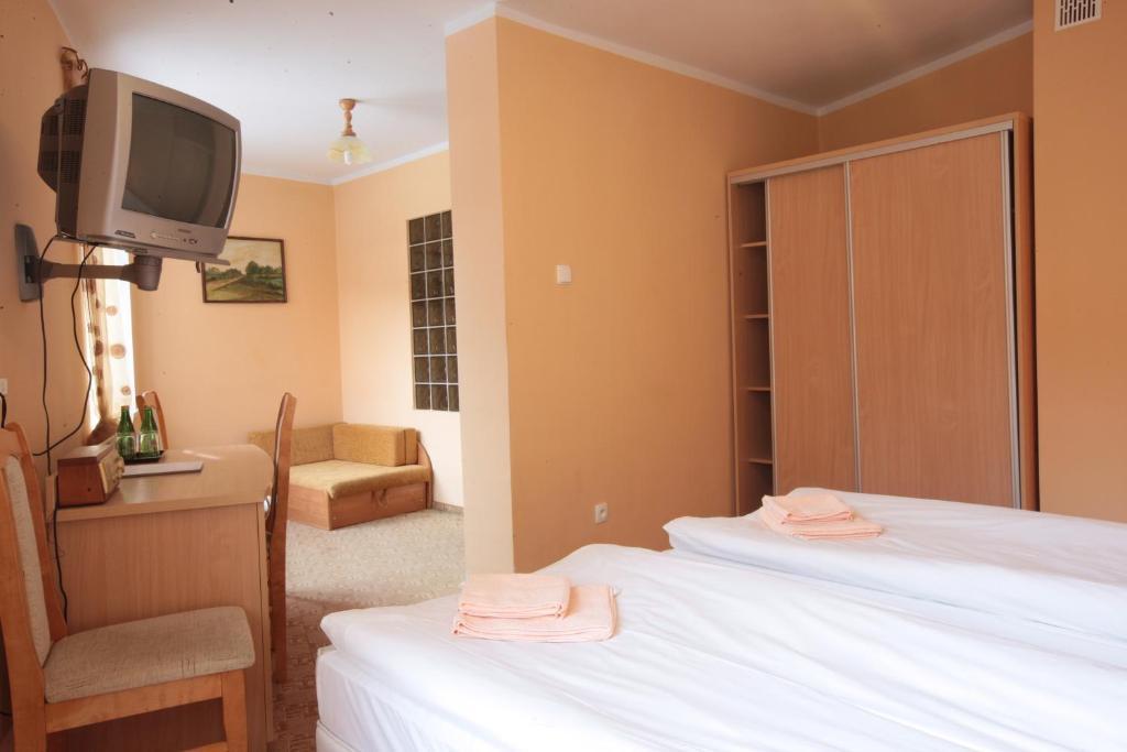 Hotel Zamek Gizycko Bagian luar foto